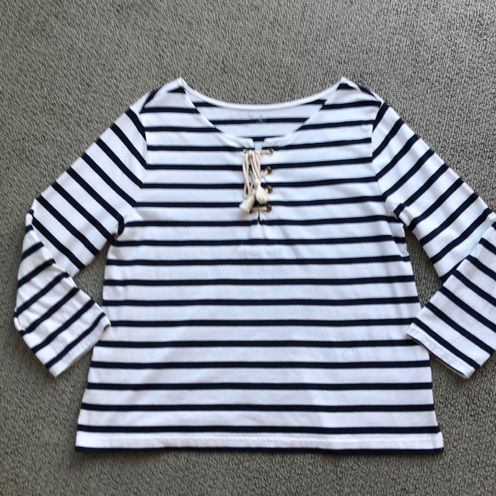 Women’s GAP Long sleeve shirt